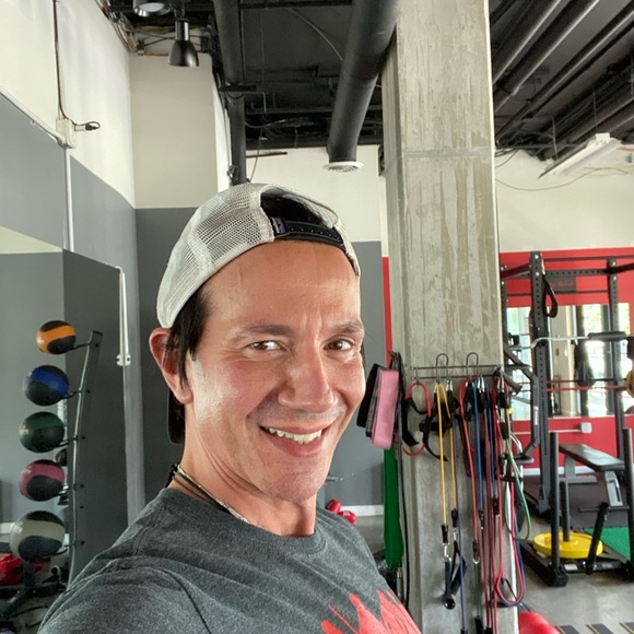 Meet your Posher, Lutfy - Picture 1 of 1